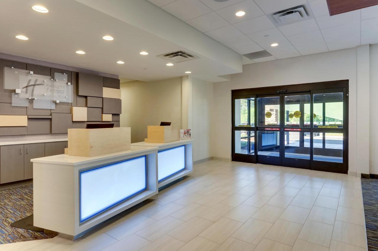 Holiday Inn Express & Suites - Winston - Salem Sw - Clemmons By Ihg Ngoại thất bức ảnh