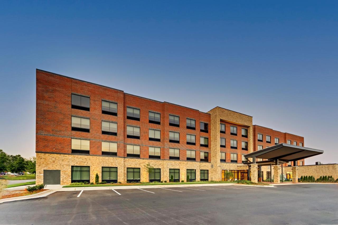 Holiday Inn Express & Suites - Winston - Salem Sw - Clemmons By Ihg Ngoại thất bức ảnh
